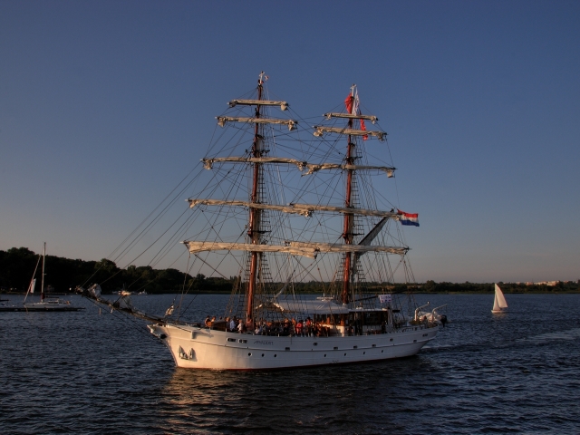 Hanse-Sail_2007_02